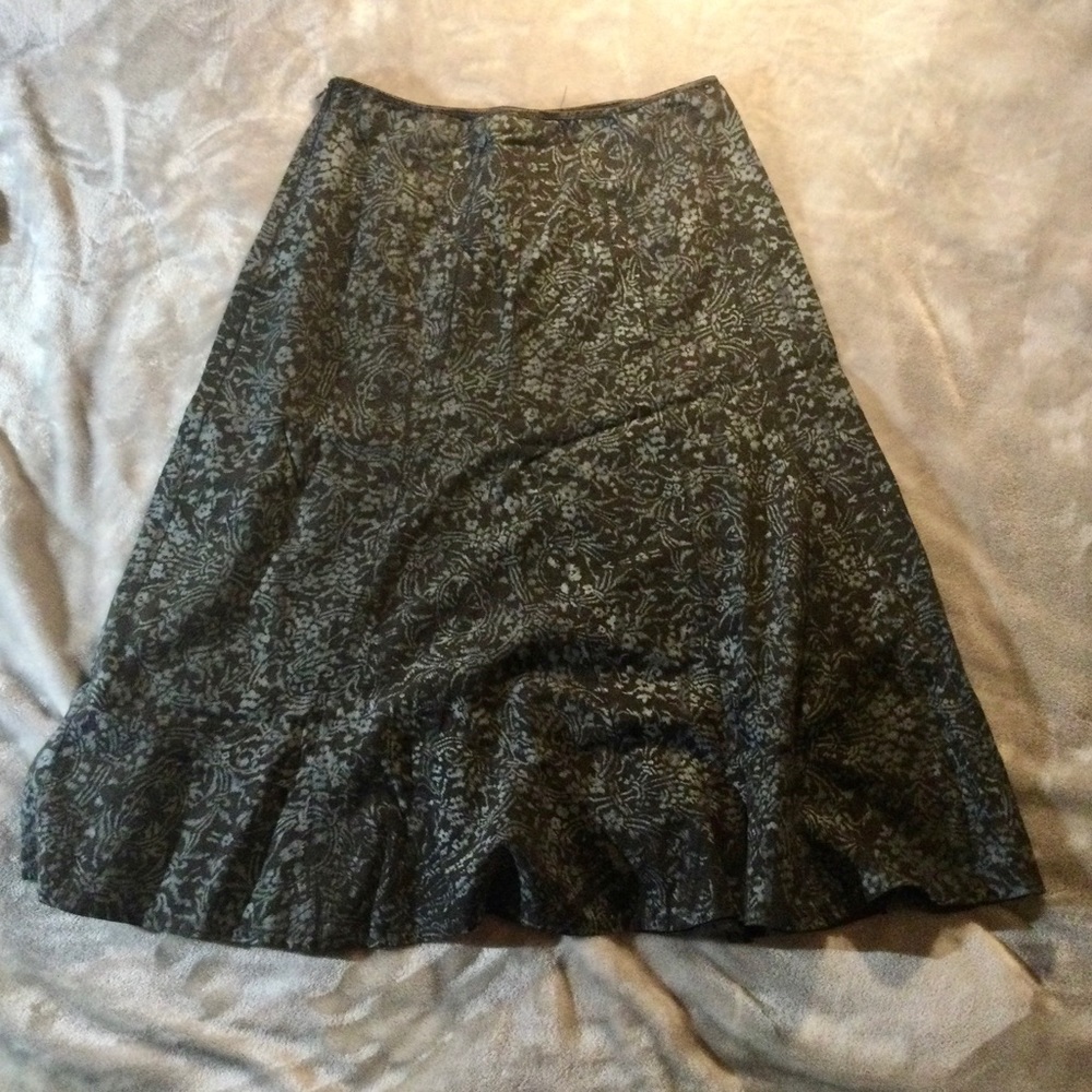 FREE PEOPLE TRULY VINTAGE SKIRT. IMMACULATE CONDITION . - Picture 2 of 2